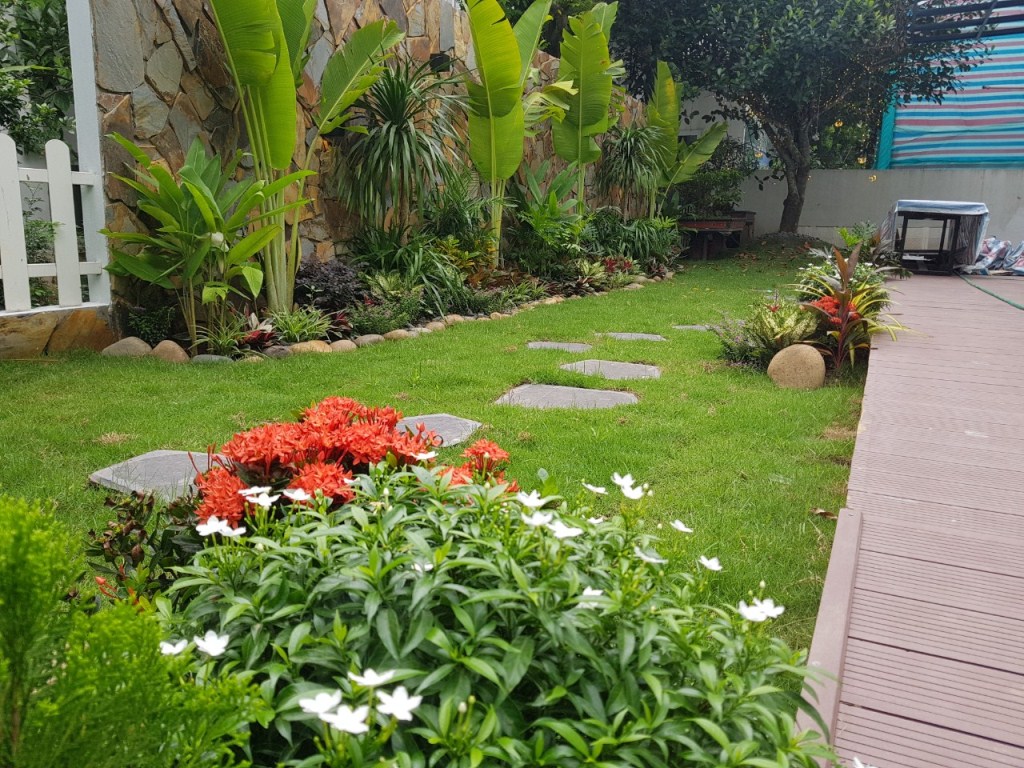 Sân vườn biệt thự Đồi Tùng Ecopark